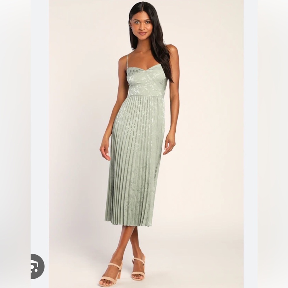 Lulus Sage Floral Jacquard Pleated Satin Midi Dress